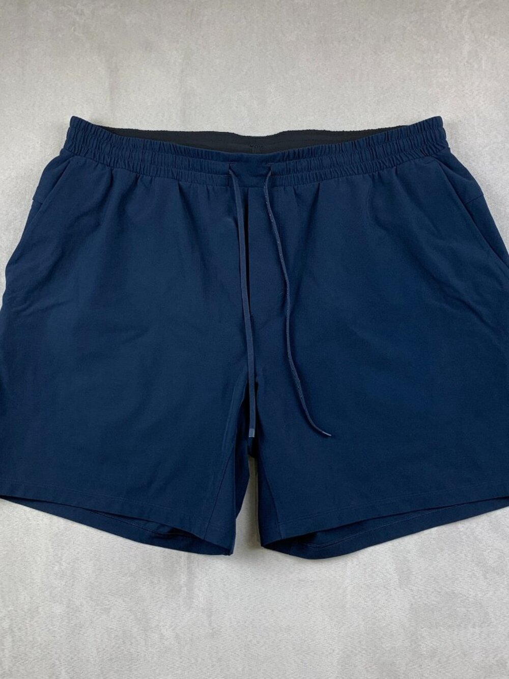 Lululemon Men Swim Trunks 2XL Navy Blue Pool Short 7" Lined Stretch Beach M7AWWS